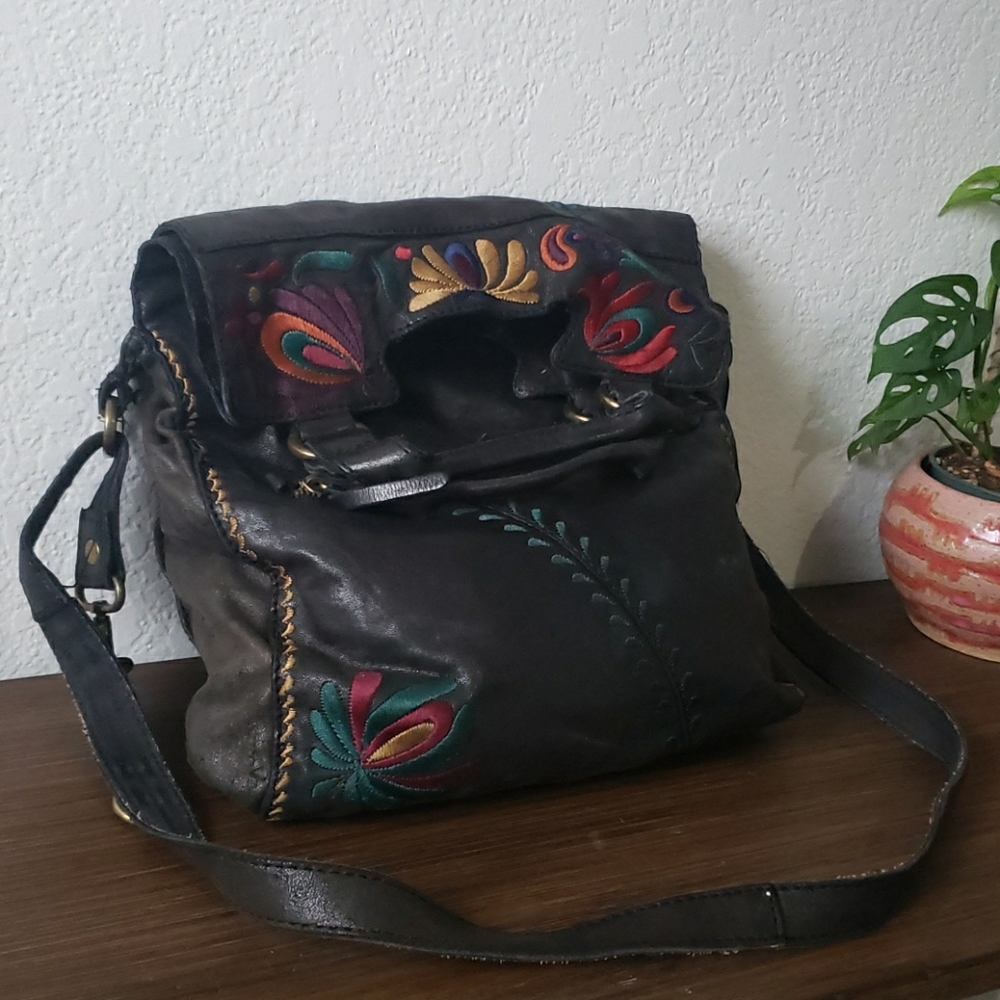 Lucky brand cross body bag